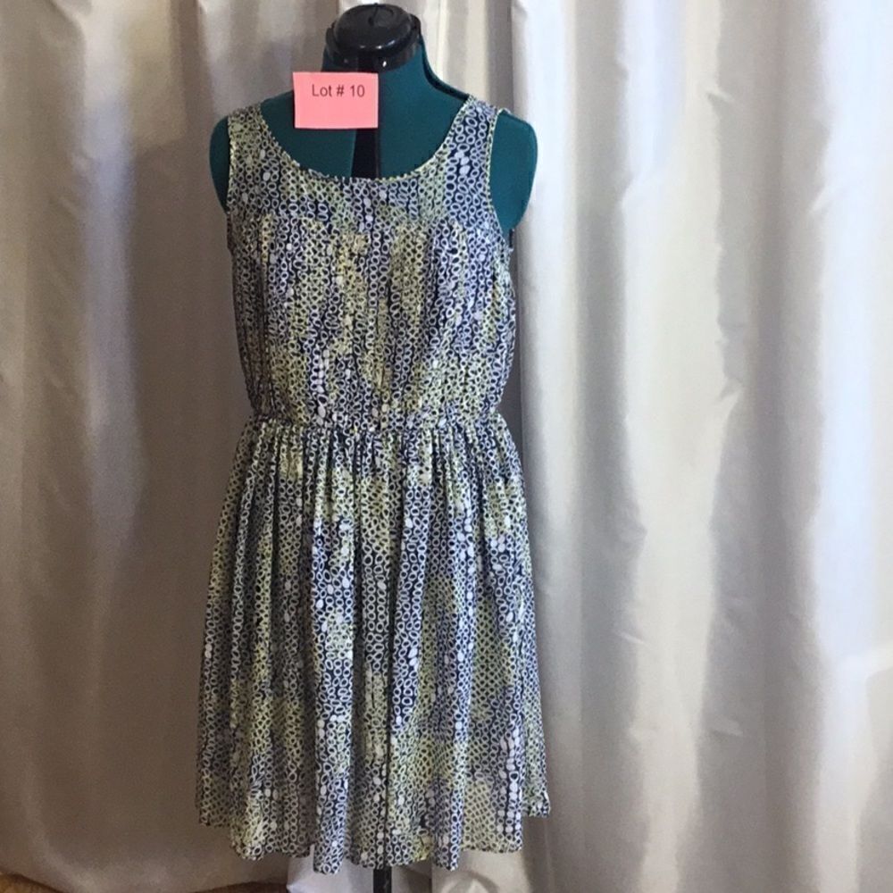 Lightweight sleeveless dress in navy, white, yellow, size 10 by MELONIE